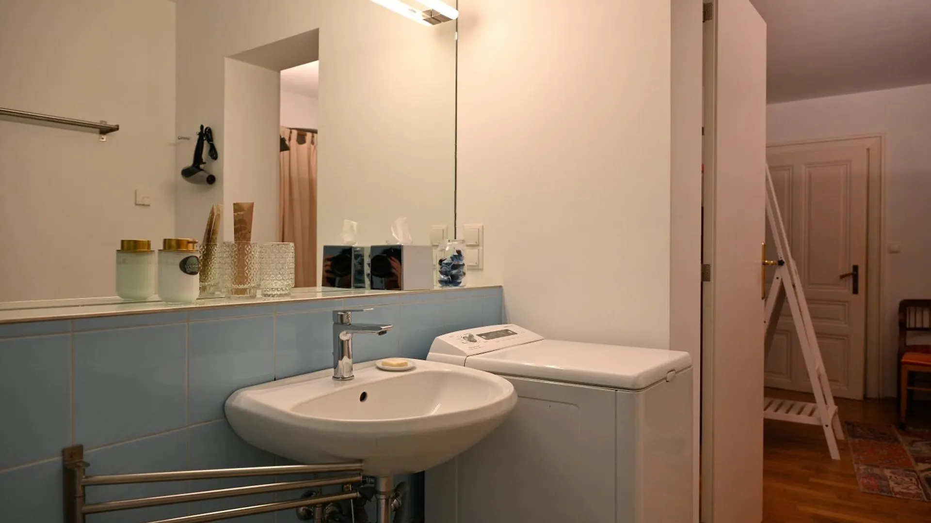 Vienna Garden Retreat Apartment